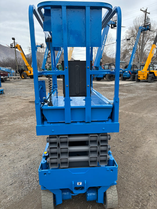 19' 2016 Genie GS-1930 Scissor Lift -Two Year Warranty- (id.7843d)