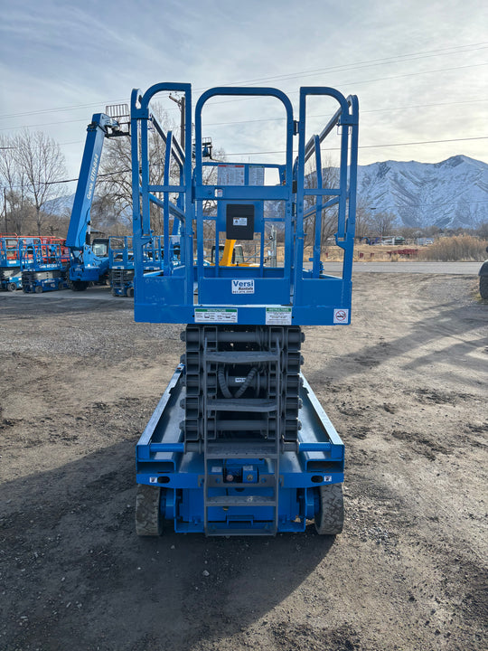 40' 2018 Genie GS-4047 Scissorlifts (One Year Warranty) (id.4648e)