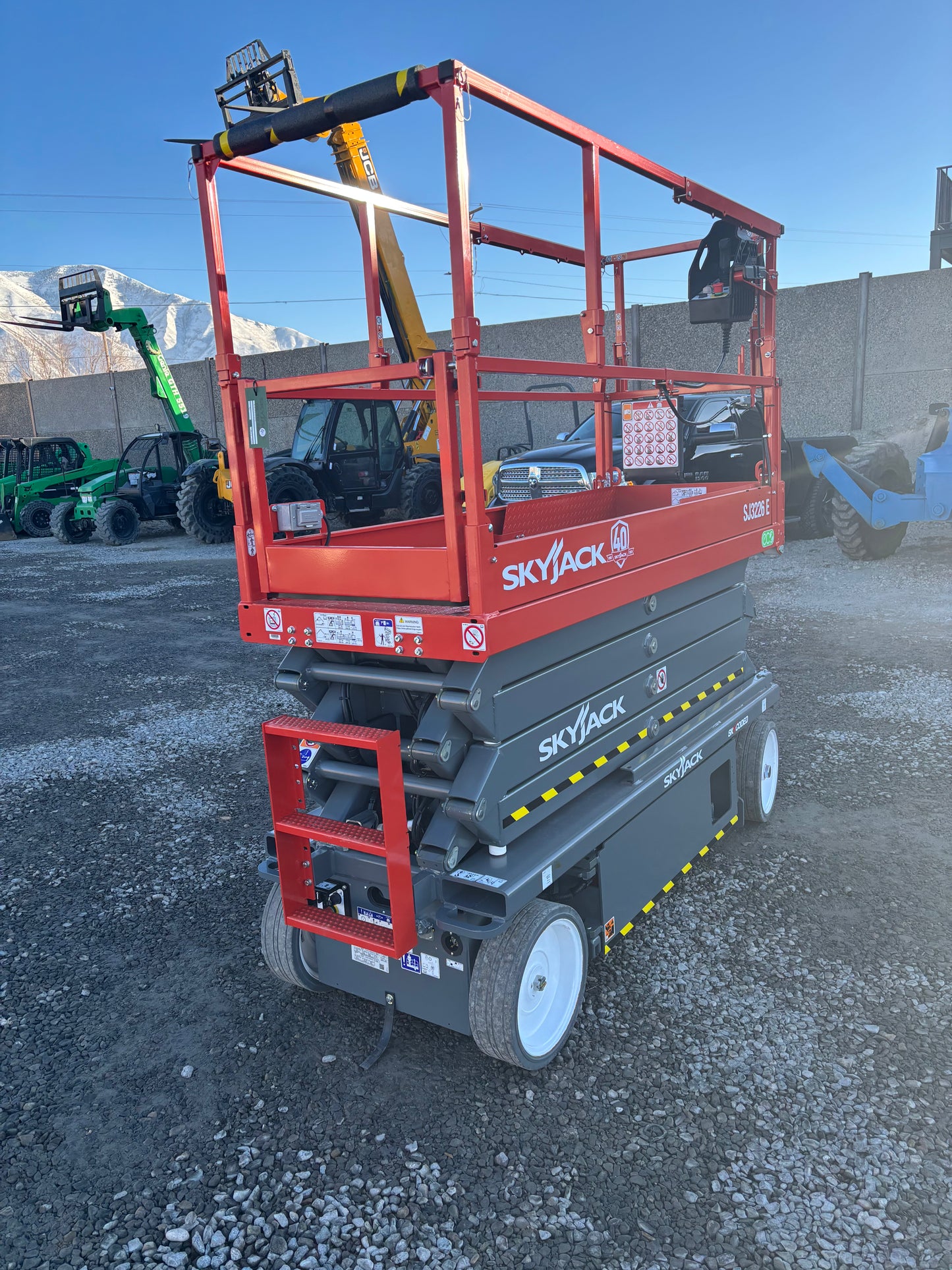 2025 New! -IN STOCK- Skyjack SJ3226 E (26') Scissor Lift (id.3406)