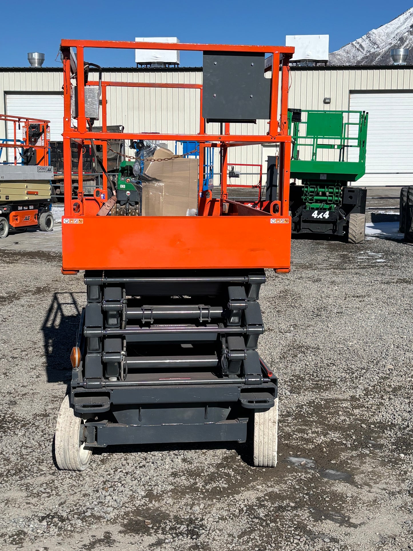 32' 2015 Skyjack SJ 4632 32 ft -Two Year Warranty-Scissorlift (id.5049e)