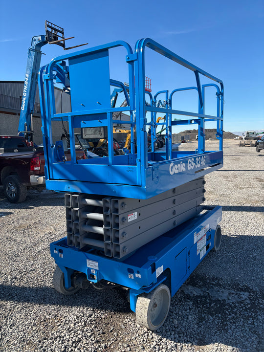 2017 -Warranty- Genie GS-3246 Scissorlift (id.3973e)