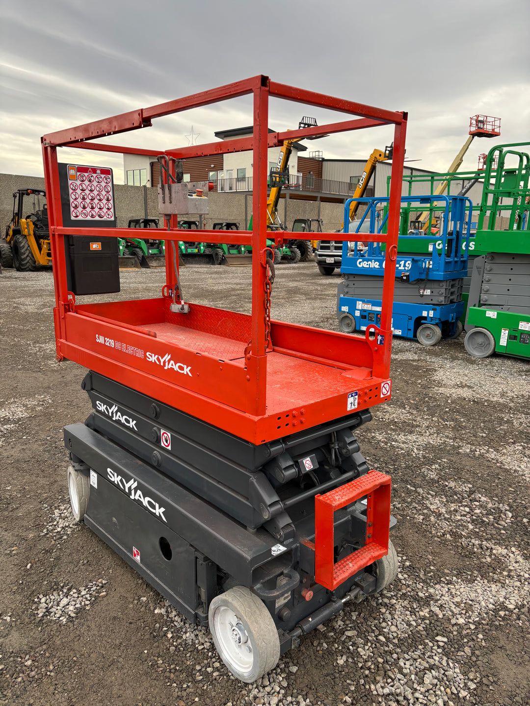 19’ 2017 Skyjack SJIII 3219 Scissorlifts -Two Year Warranty- (id.9339b)