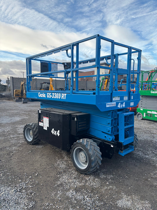 33' 2017 Genie GS-3369 RT -Warranty- Scissorlift Dual Fuel 4x4 (id.2114)