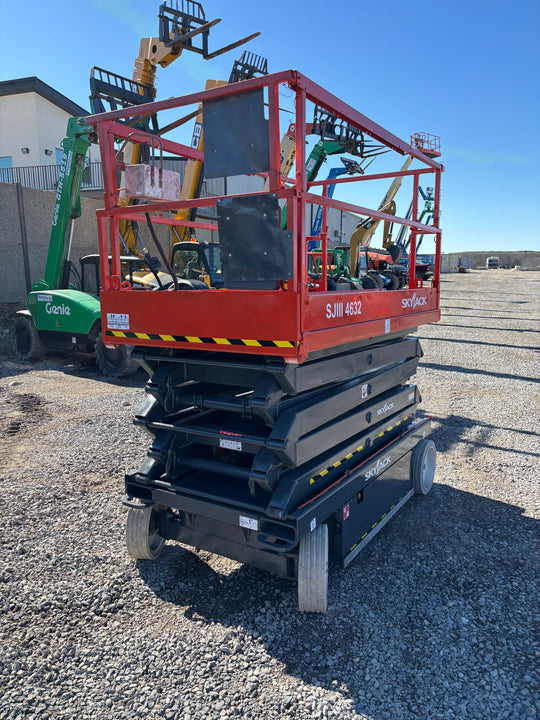 32' 2015 Skyjack SJ 4632 -2 yr Warranty- Scissorlift (id.5926d)