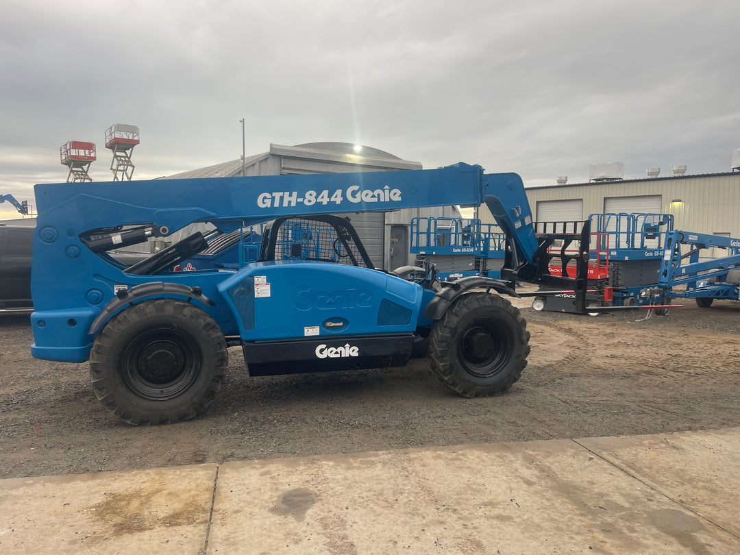 2017 Genie GTH-844 -Warranty- Forklift Telehandler (id.1124)