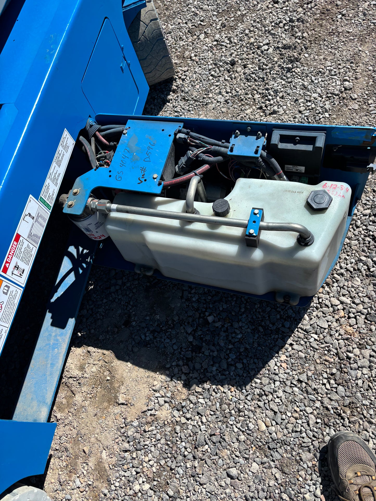 40' 2015 Genie GS 4047 (40') -2 Yr Warranty- Scissor Lift (Id.D596e)