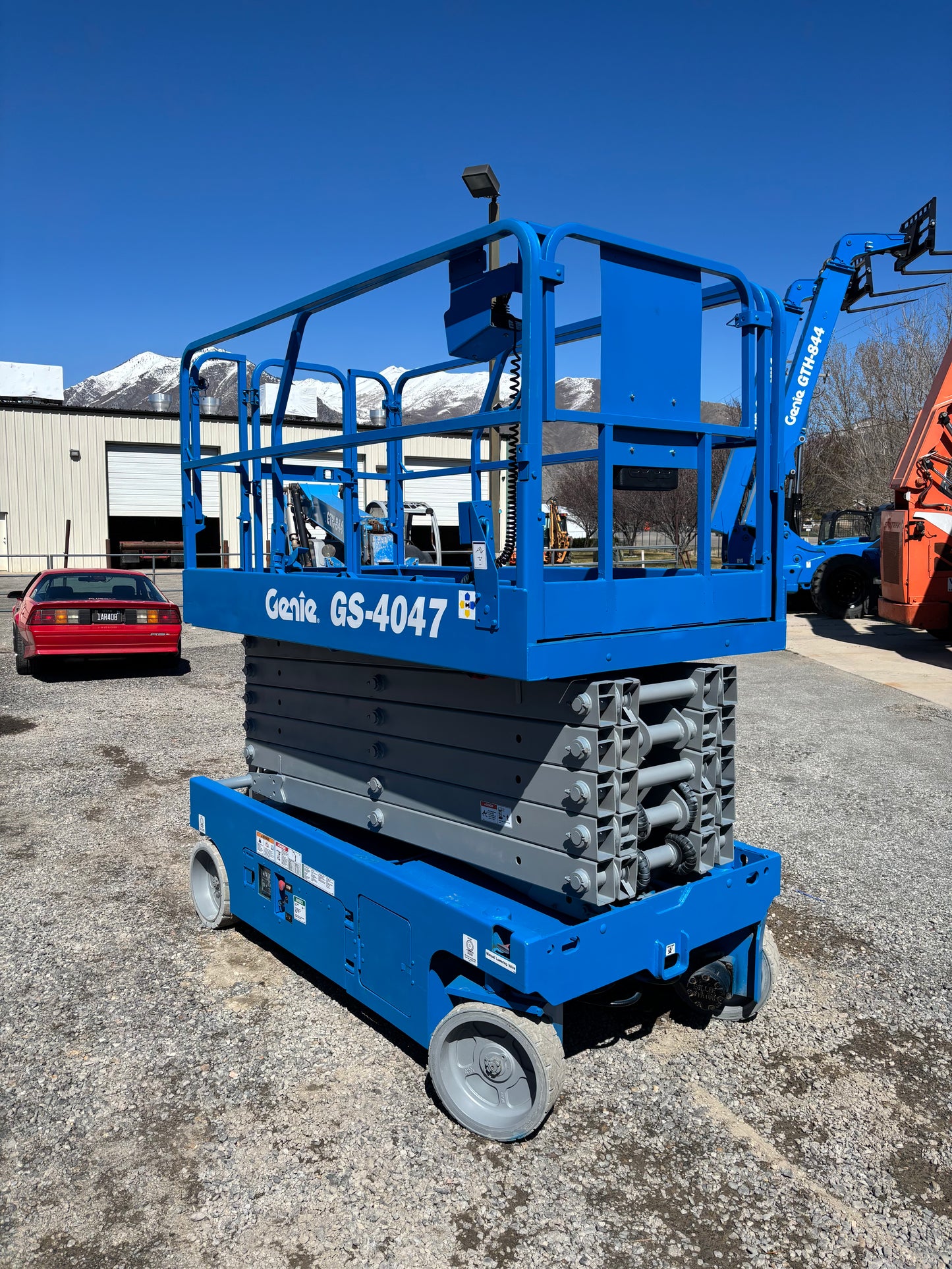 40' 2015 Genie GS 4047 (40') -2 Yr Warranty- Scissor Lift (Id.D596e)