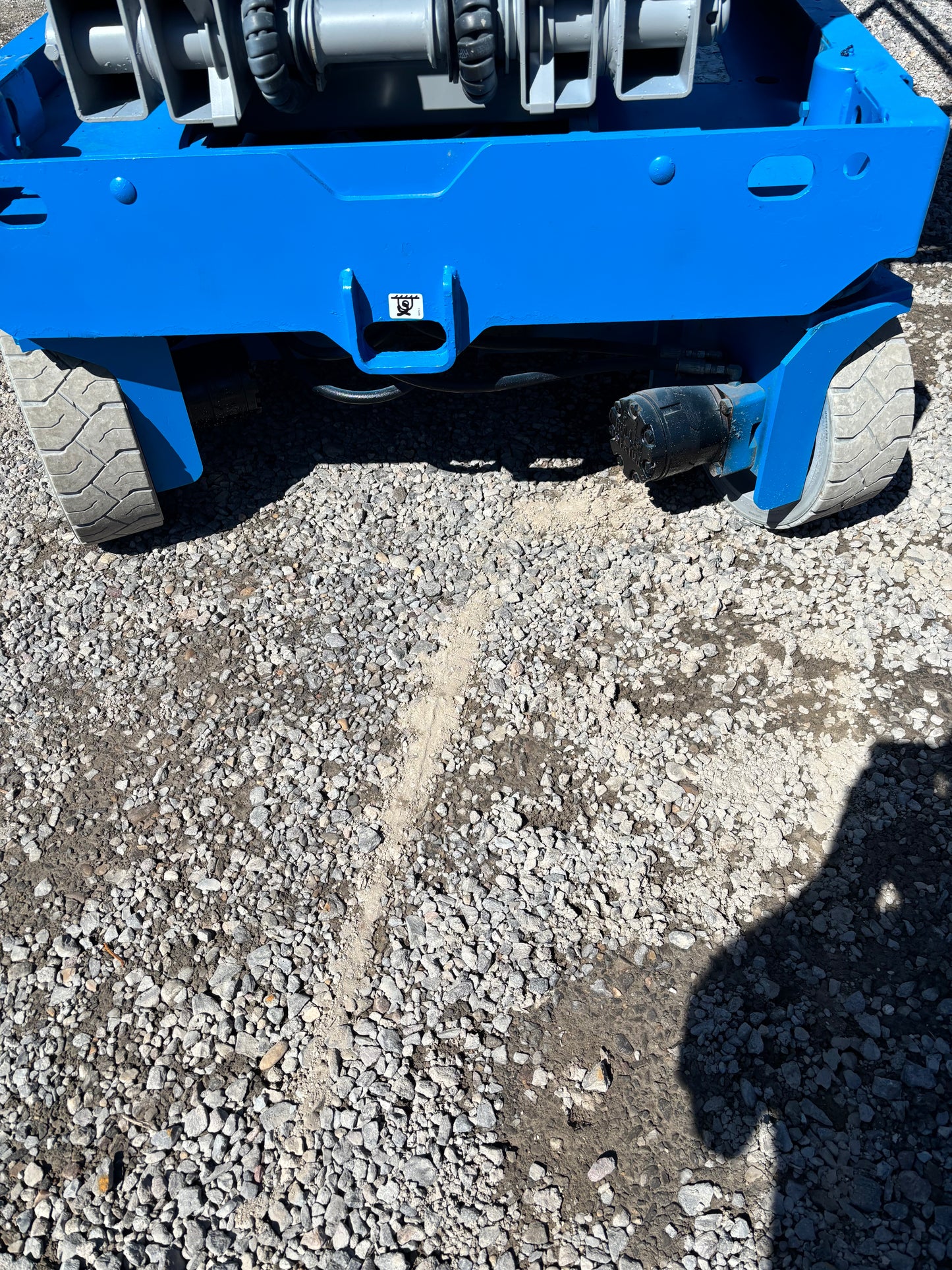 40' 2015 Genie GS 4047 (40') -2 Yr Warranty- Scissor Lift (Id.D596e)