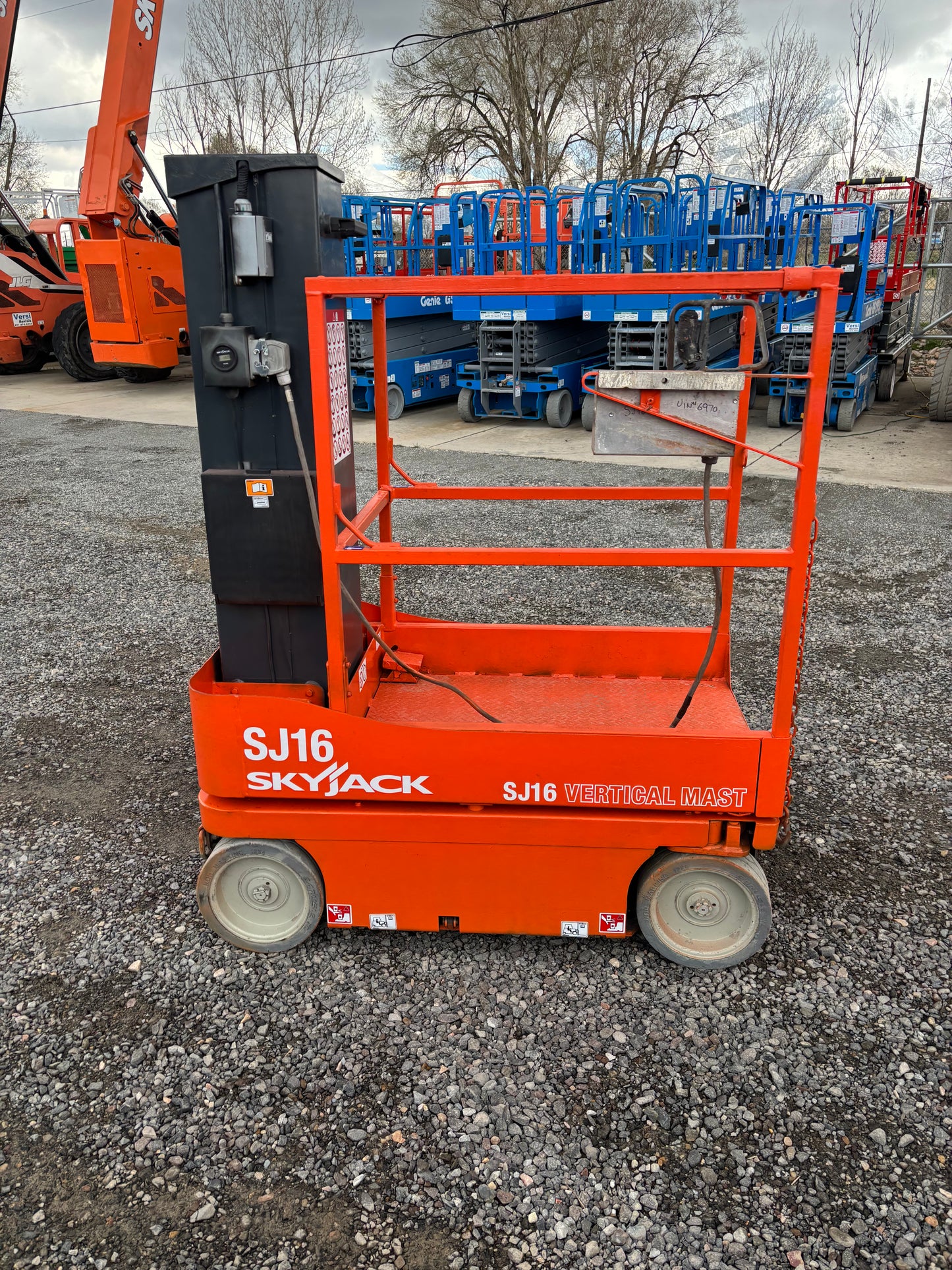 16' 2019 Skyjack SJ16 Scissorlifts -Two Year Warranty- (id.6970c)