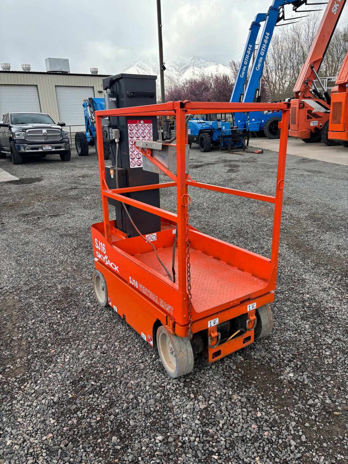 16' 2019 Skyjack SJ16 Scissorlifts -Two Year Warranty- (id.6970c)