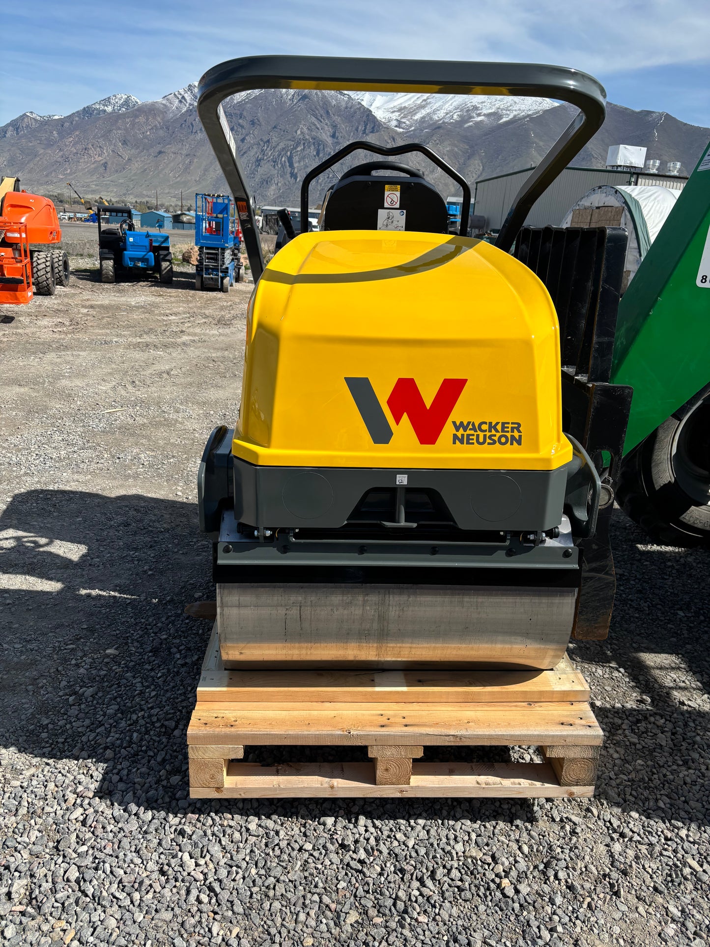 2025 New Wacker Neuson *In Stock* RD12A 36" Vibratory Compactor (id.6214)