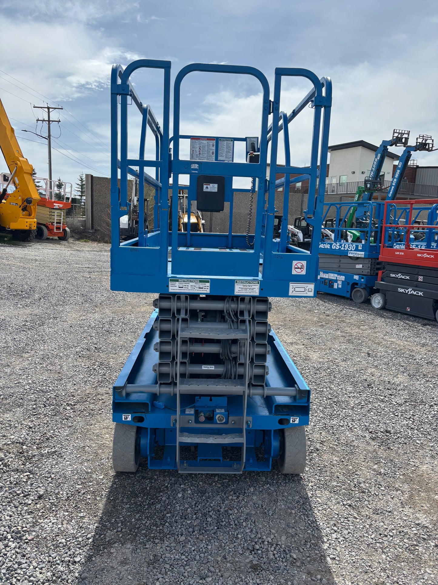 32' 2015 Genie GS-3246 -2 yr Warranty- Scissorlift (id.6991d)