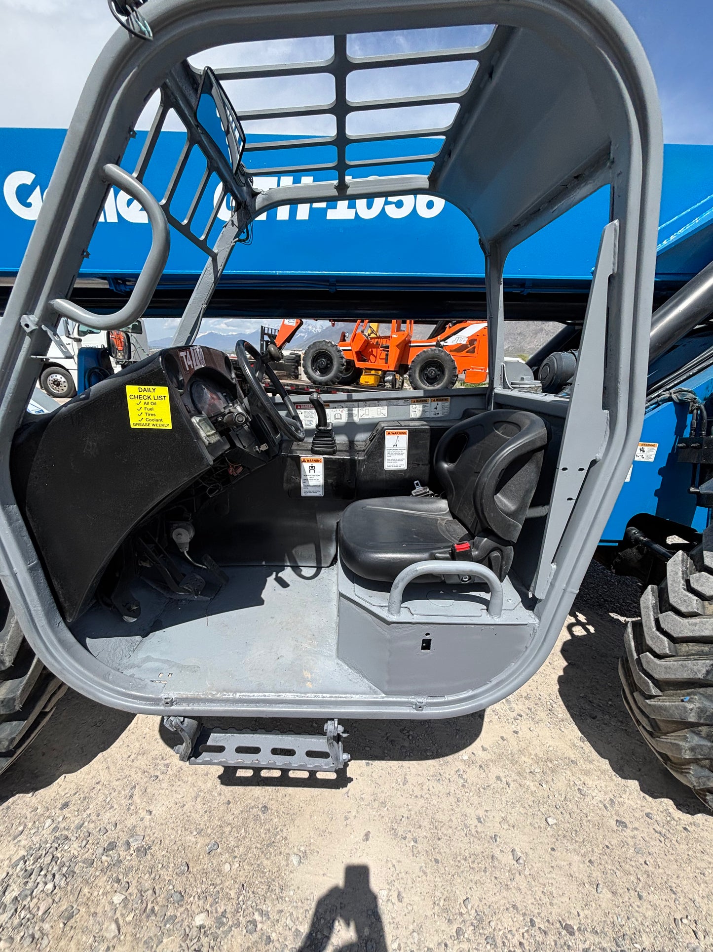 2012 Genie GTH-1056 Forklift Telehandler (id.5681)