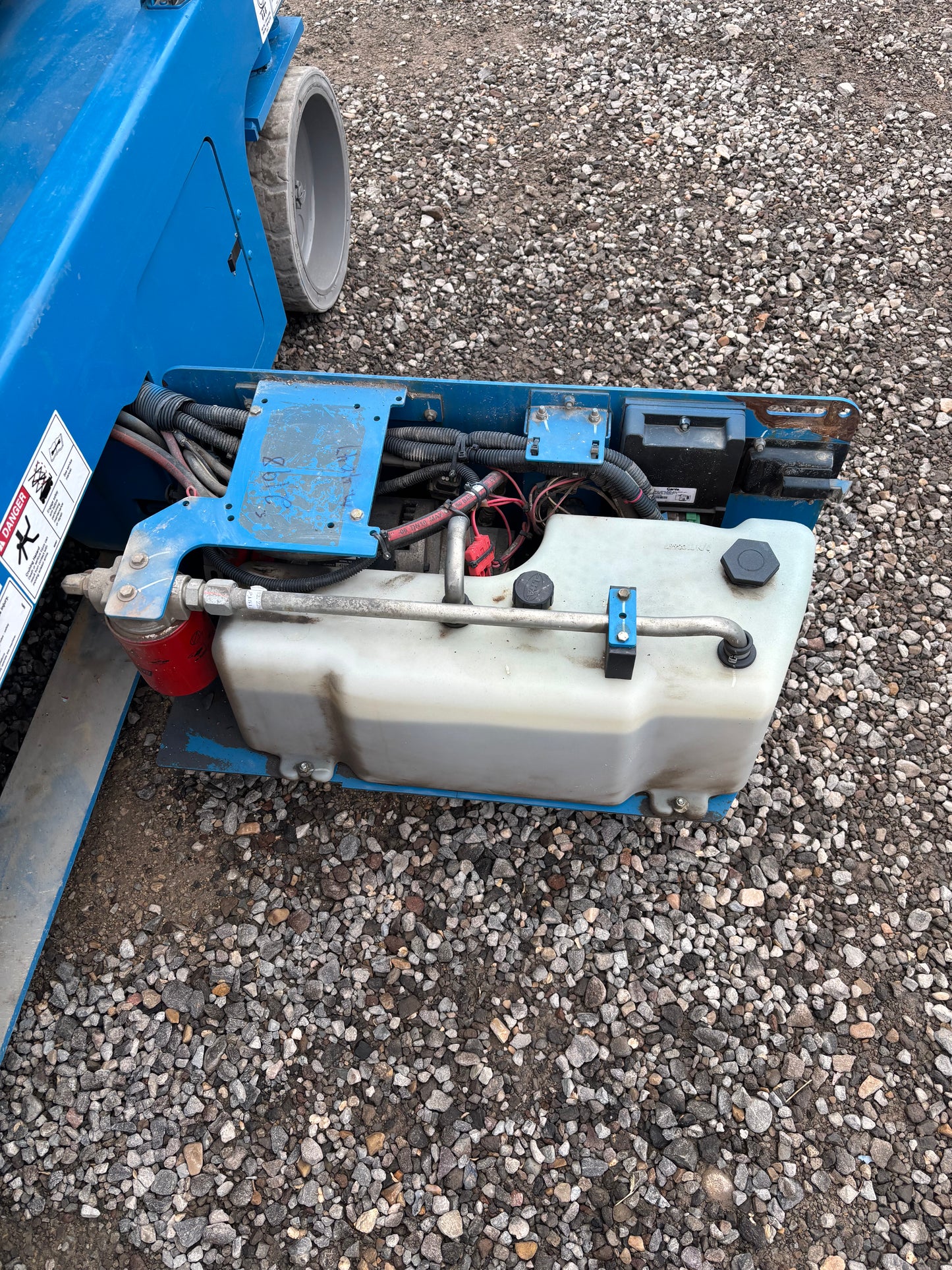 2016 Genie GS 4047 (40') -2 Yr Warranty- Scissor Lift (Id.2198b)