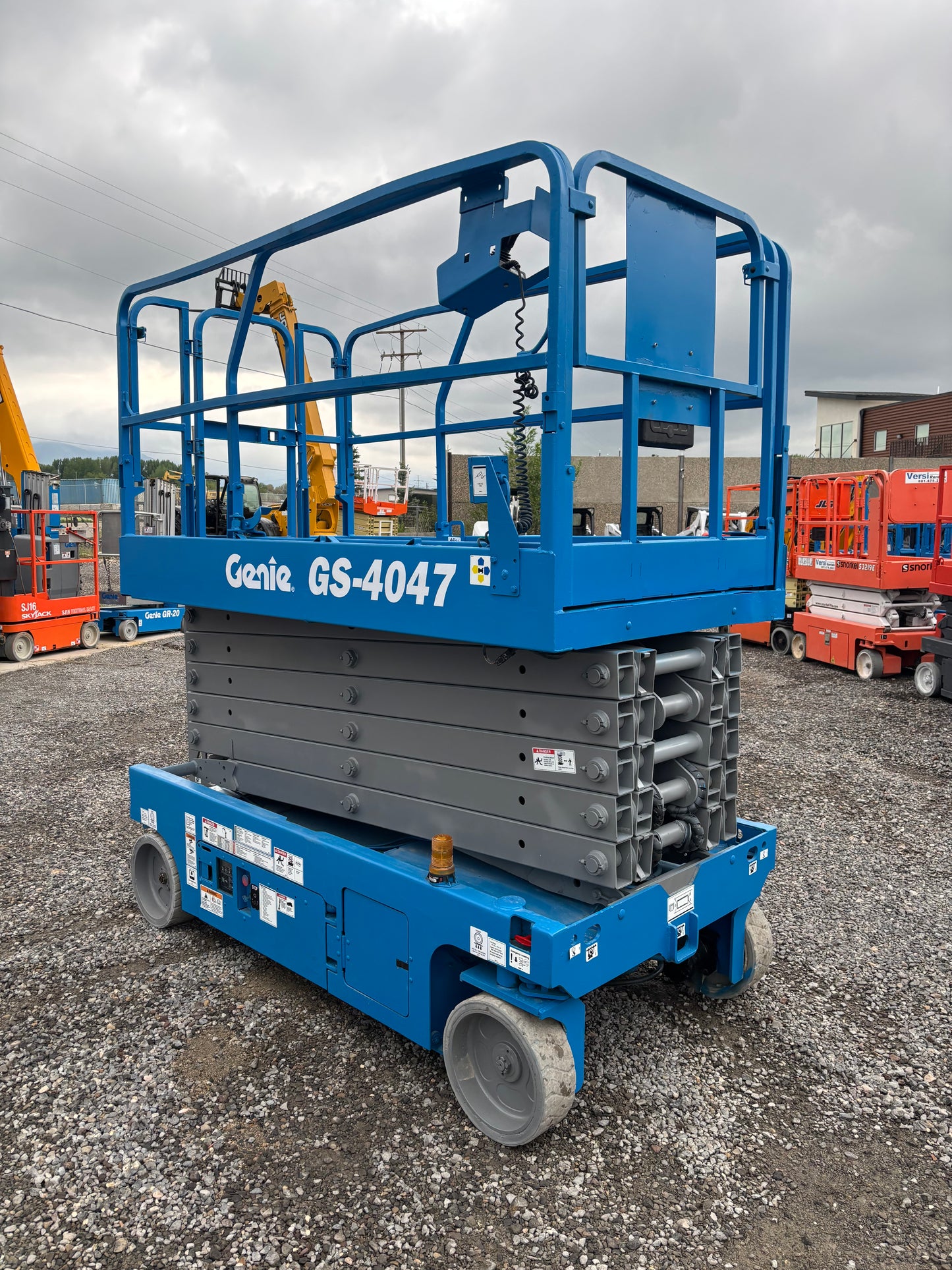 2016 Genie GS 4047 (40') -2 Yr Warranty- Scissor Lift (Id.2198b)