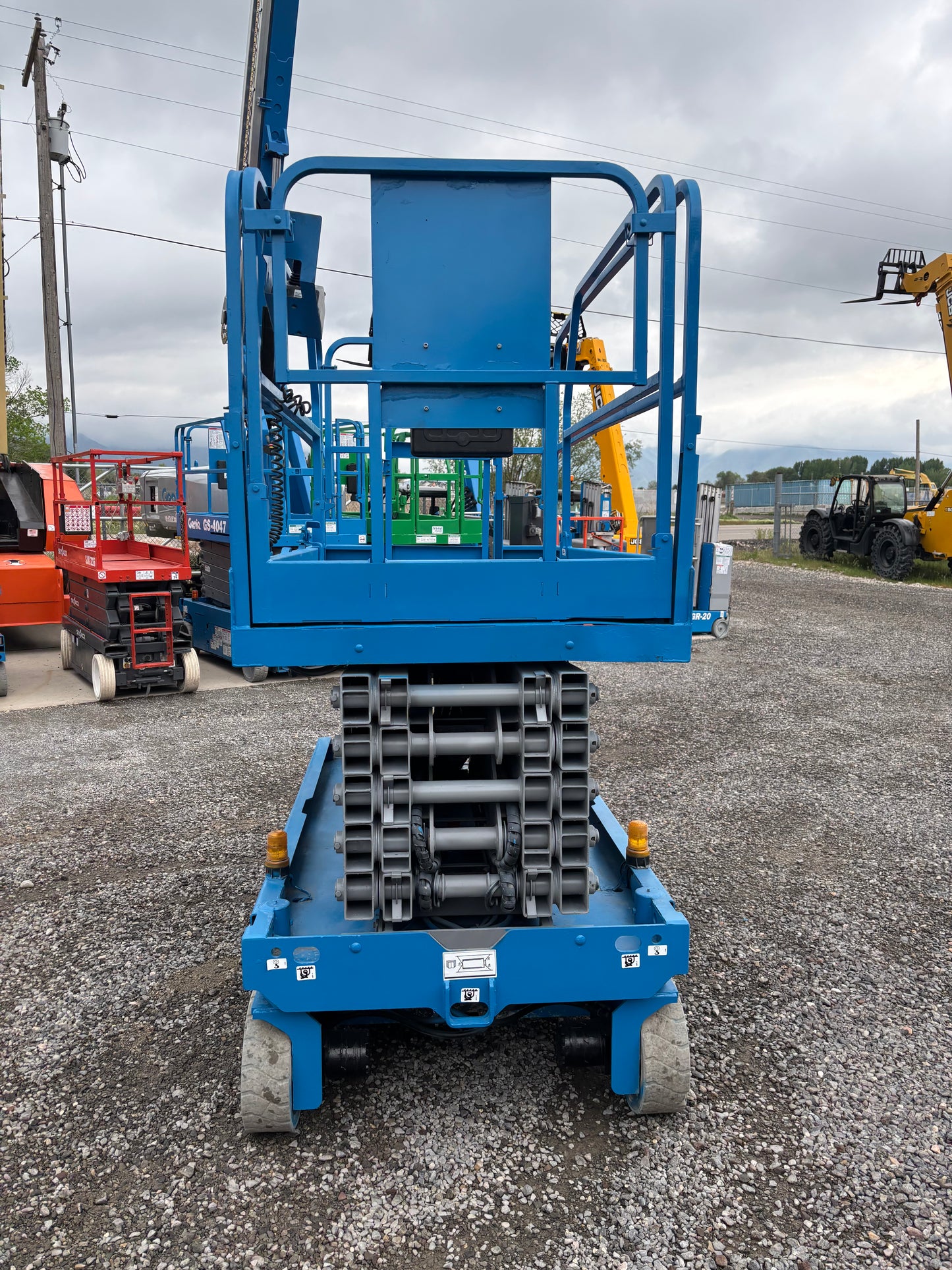 2016 Genie GS 4047 (40') -2 Yr Warranty- Scissor Lift (Id.2198b)