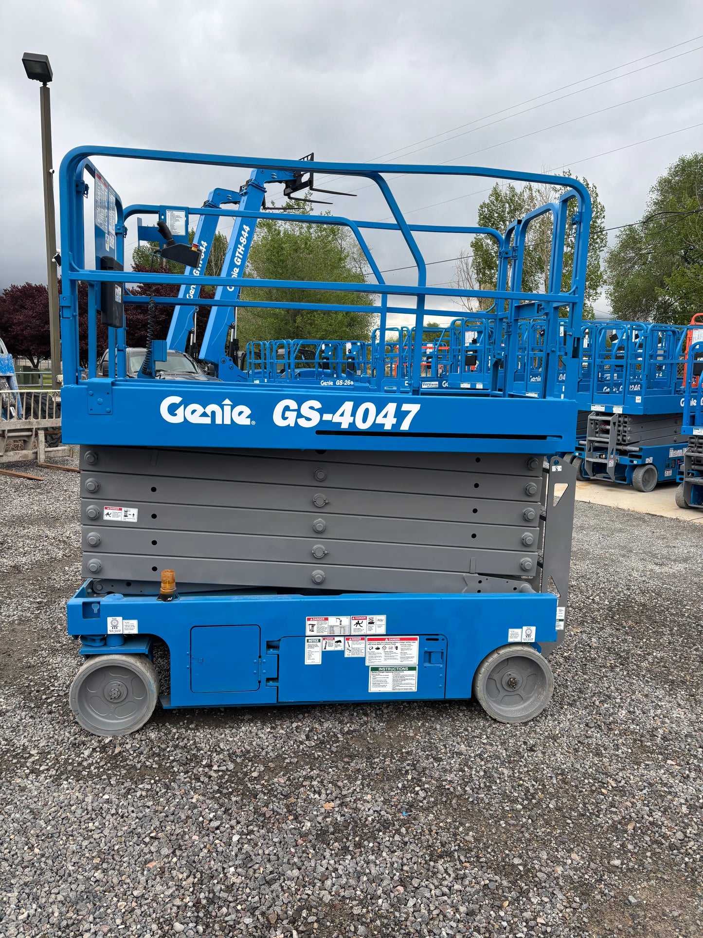 2016 Genie GS 4047 (40') -2 Yr Warranty- Scissor Lift (Id.2198b)