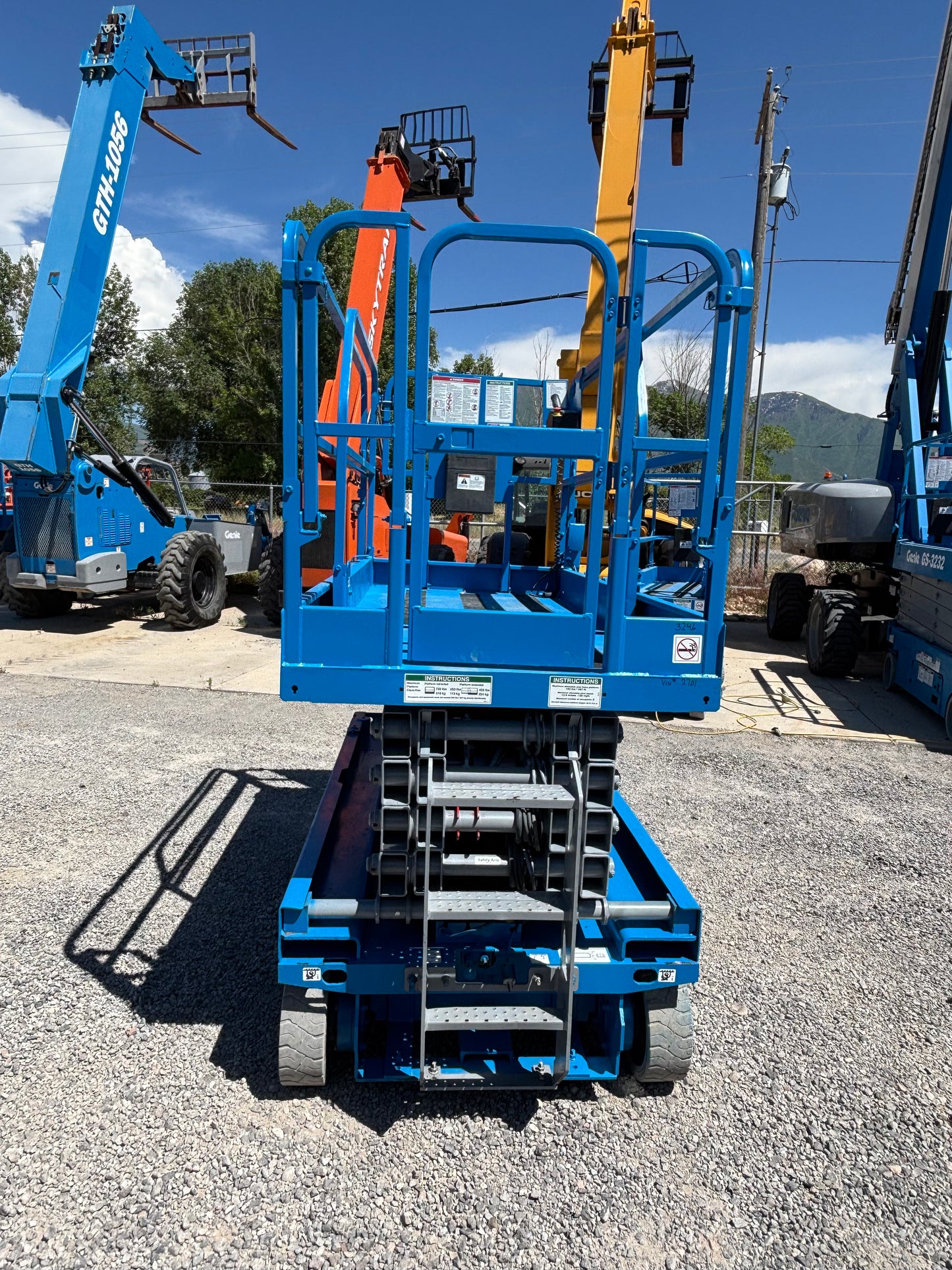 2017 Genie GS-3246 (32') -2 yr Warranty- Scissorlift (id.2701d)