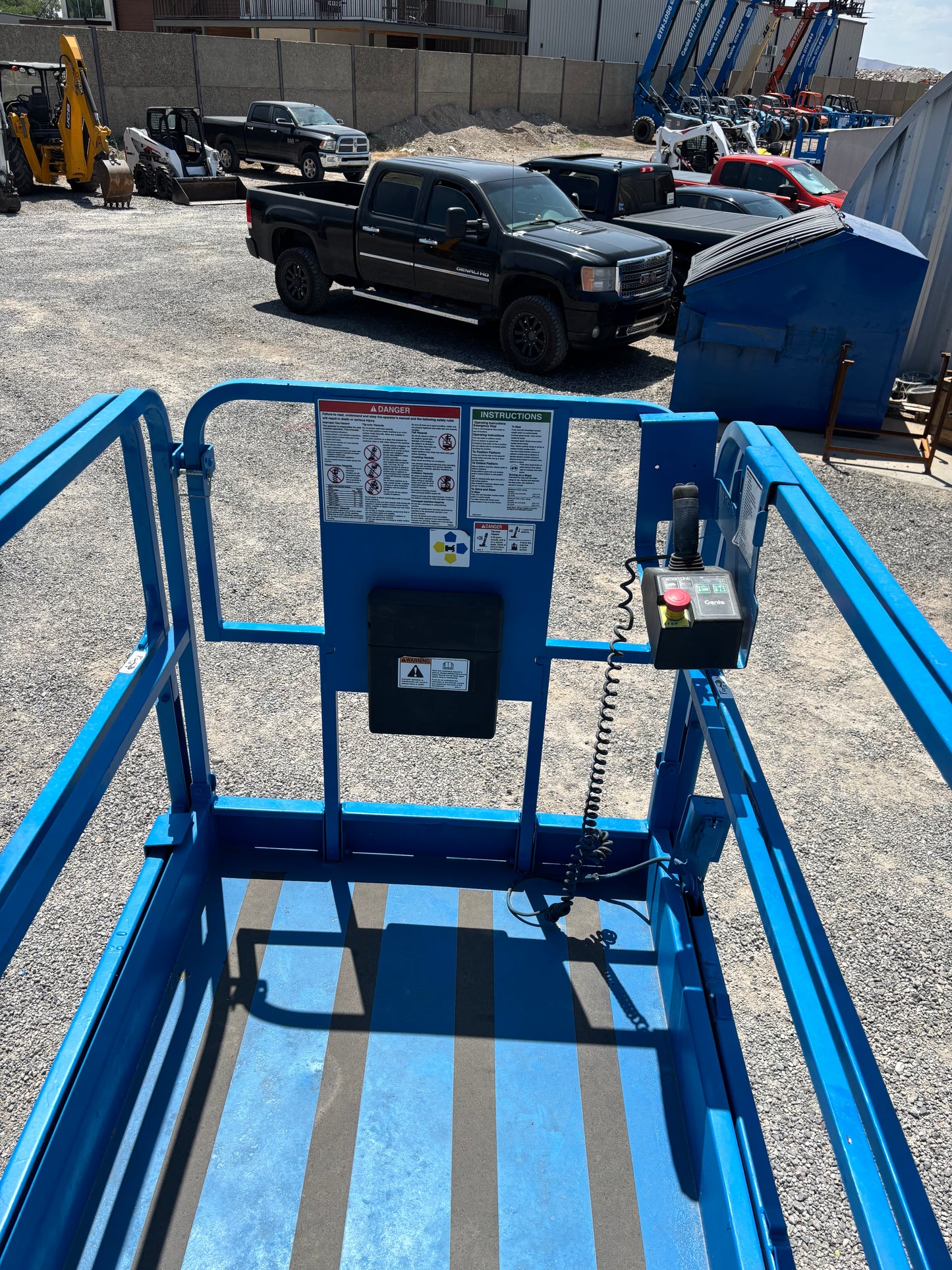 2016 Genie GS 4047 (40') -2 Yr Warranty- Scissor Lift (Id.2277b)