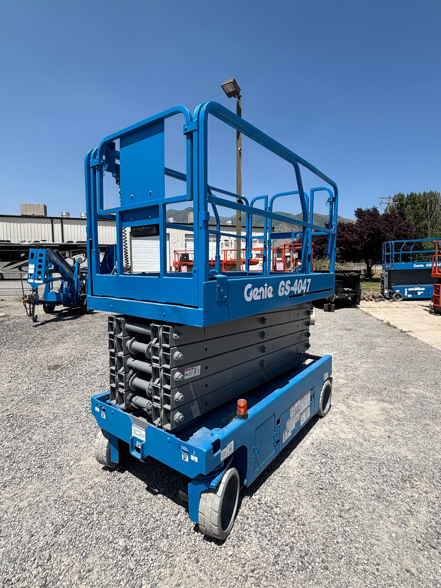 2016 Genie GS 4047 (40') -2 Yr Warranty- Scissor Lift (Id.2277b)