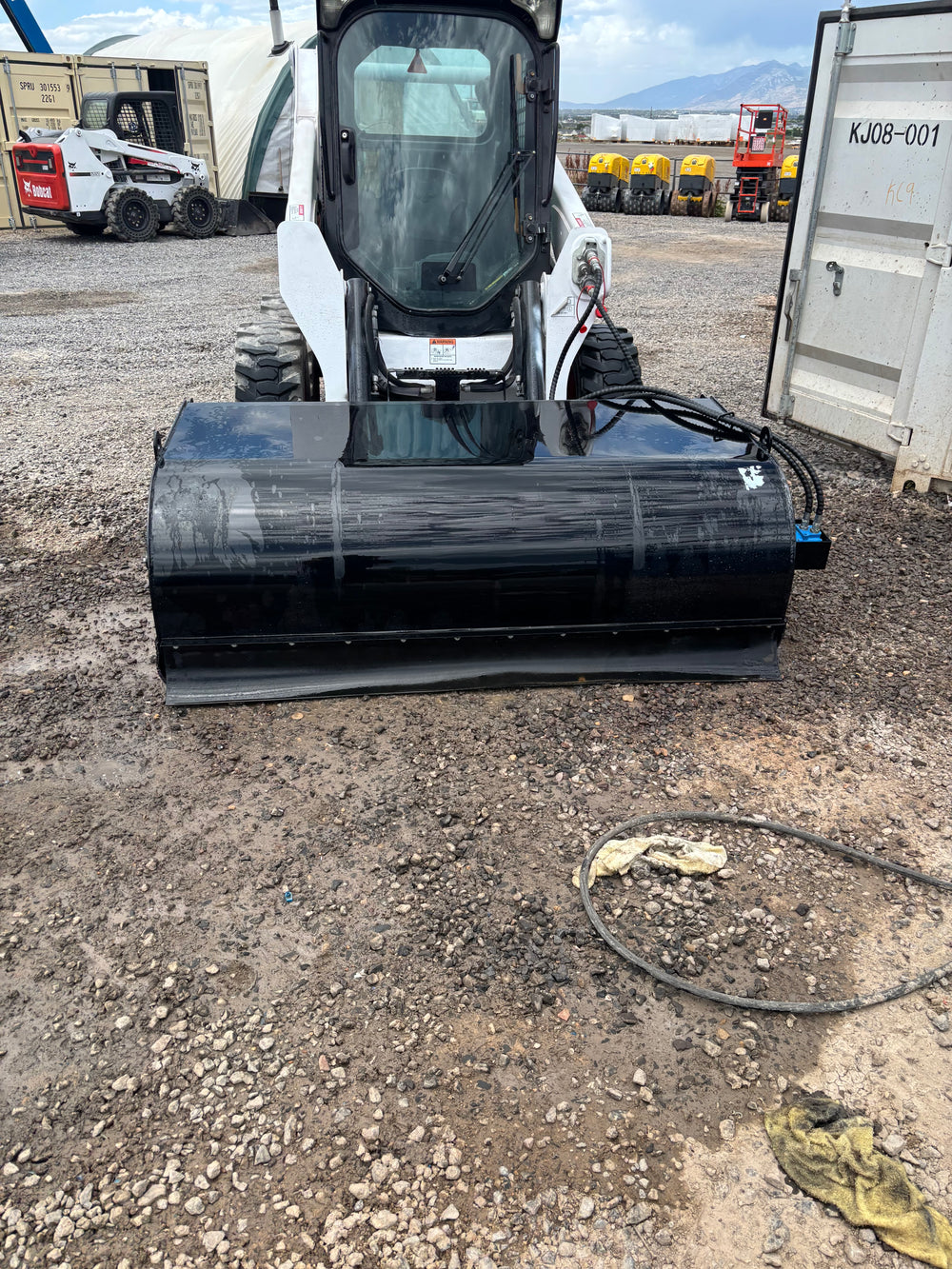 2025 New GIYI GY-BS72B 74 in Skid Steer Sweeper Broom
