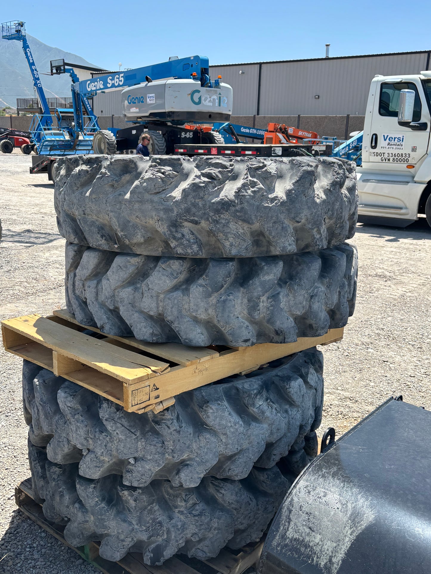 Used Solid Tires fits Skytrak, JLG, Genie, Skyjack Forklift