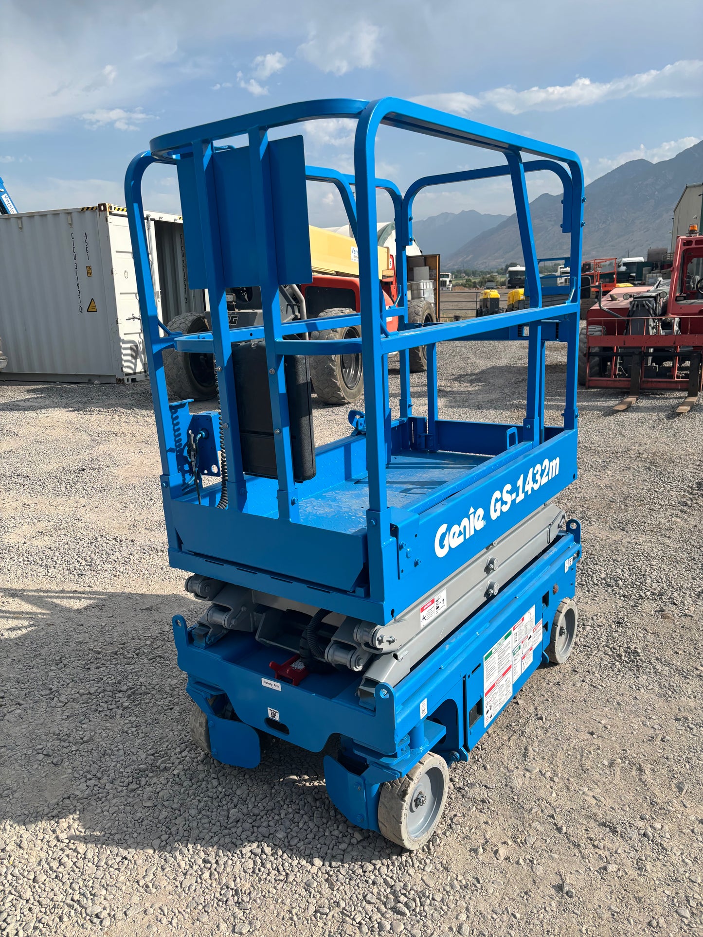 2021 Genie GS-1432m 14' -2 yr Warranty- Scissorlift (id.D235e)