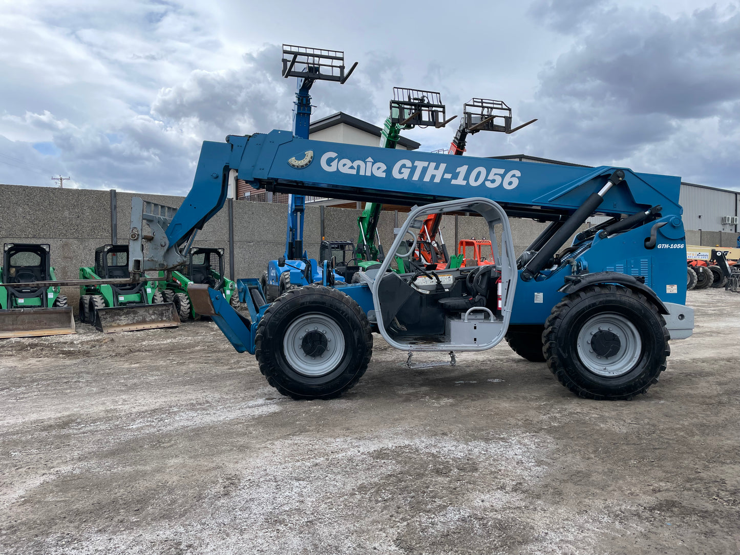 2013 Genie GTH-1056 -Warranty- Forklift Telehandler (id.7817d)