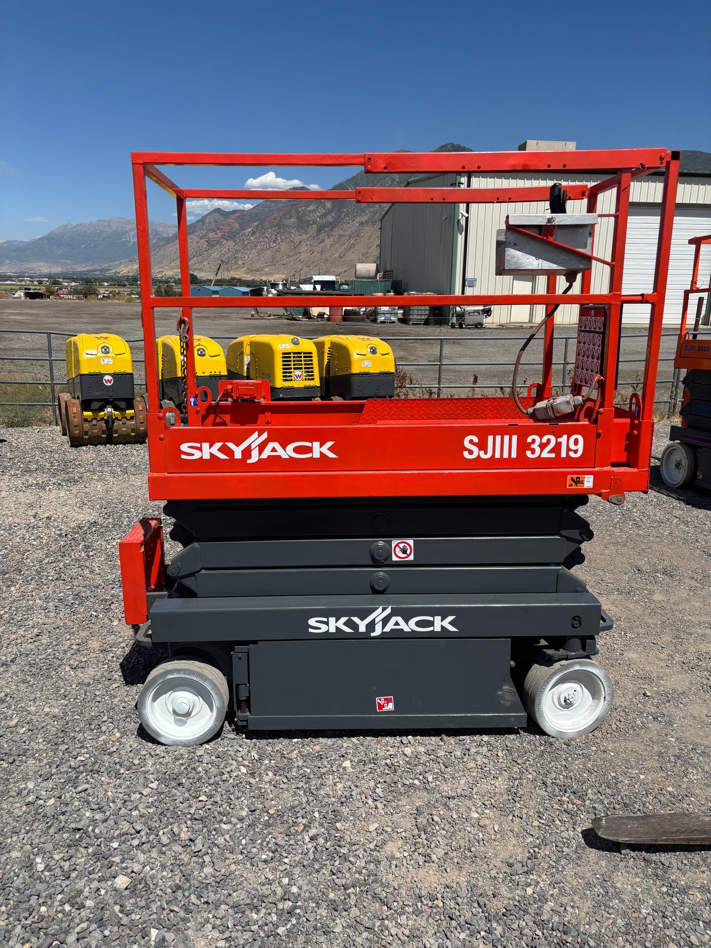 2019 Skyjack SJ 3219 19' -2 yr Warranty- Scissorlift (id4623b)