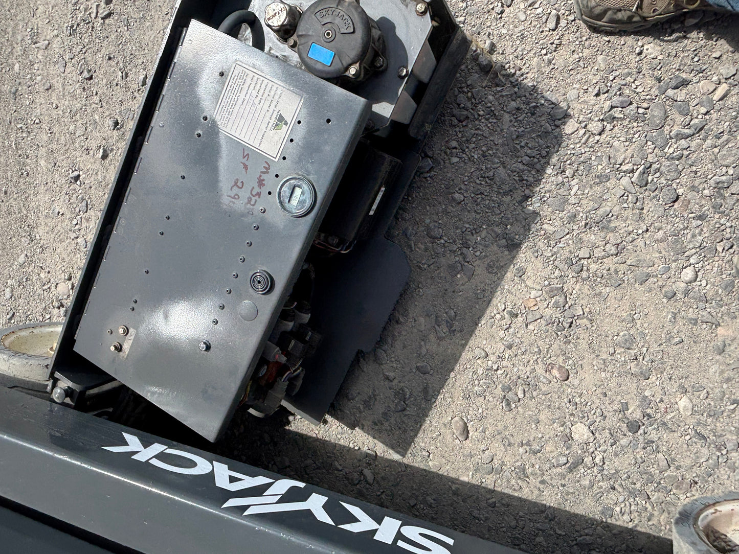 2020 Skyjack SJ 3219 19' -2 yr Warranty- Scissorlift (id2946b)