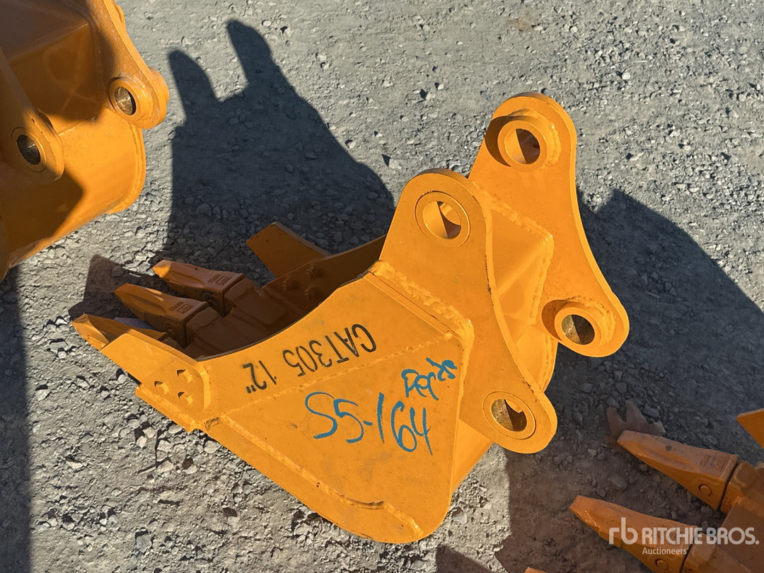 2025 12" Digging Bucket Fits Cat 305/307